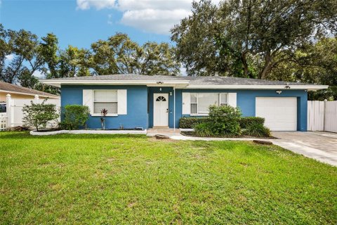 Casa en Clearwater, Florida 3 dormitorios, 179.3 m2 № 2378925