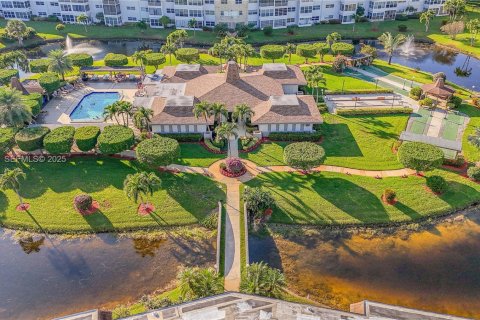 Купить кондоминиум в Лодердейл-Лейкс, Флорида 2 спальни, 87.7м2, № 2053345 - фото 30