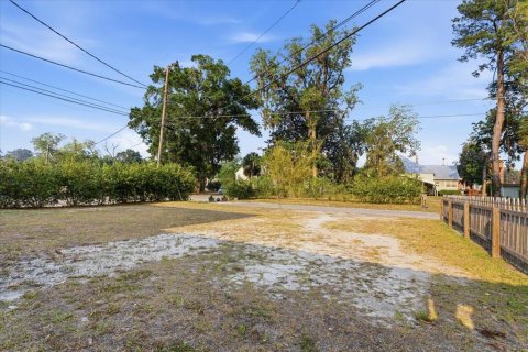 Propiedad comercial en alquiler en Alachua, Florida, 179.86 m2 № 2218915 - foto 17
