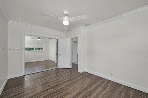 Casa en venta en Fort Lauderdale, Florida, 3 dormitorios, 123.1 m2 № 1770816 - foto 21