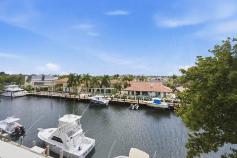 Condo in Lighthouse Point, Florida, 3 bedrooms № 2272215 - photo 2