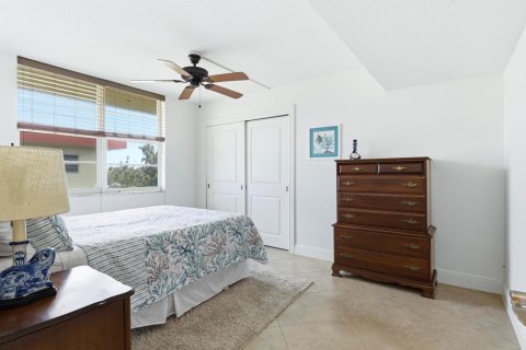 Condo in Lighthouse Point, Florida, 3 bedrooms № 2272215 - photo 17