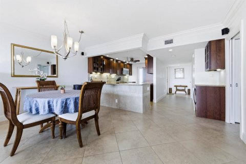 Condo in Lighthouse Point, Florida, 3 bedrooms № 2272215 - photo 9