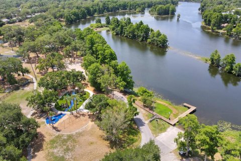 Villa ou maison à vendre à Tampa, Floride: 4 chambres, 305.46 m2 № 2140438 - photo 9