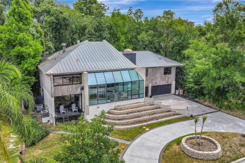 Villa ou maison à vendre à Tampa, Floride: 4 chambres, 305.46 m2 № 2140438 - photo 3