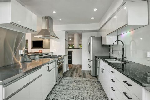Villa ou maison à vendre à Tampa, Floride: 4 chambres, 305.46 m2 № 2140438 - photo 24
