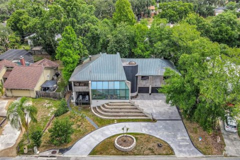 Villa ou maison à vendre à Tampa, Floride: 4 chambres, 305.46 m2 № 2140438 - photo 4