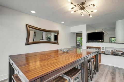 Villa ou maison à vendre à Tampa, Floride: 4 chambres, 305.46 m2 № 2140438 - photo 18