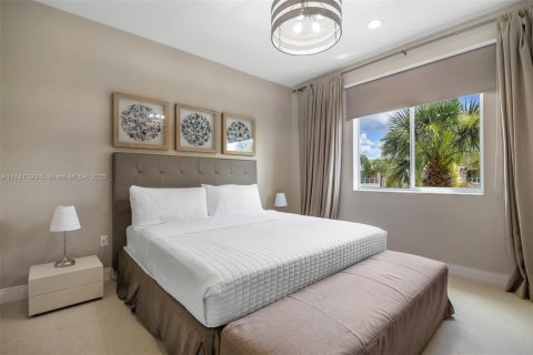 Casa en venta en Kissimmee, Florida, 4 dormitorios № 1698459 - foto 21