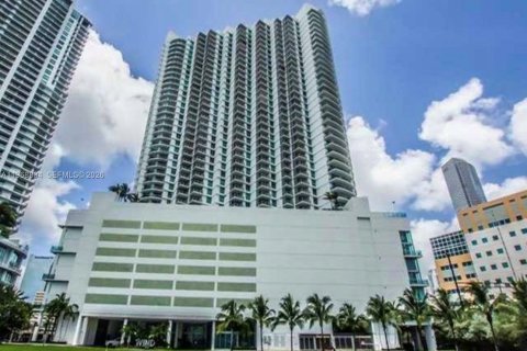 Снять в аренду кондоминиум в Майами, Флорида 1 спальня, 68.75м2, № 2030145 - фото 2