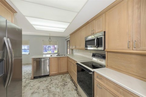 House in Nokomis, Florida 2 bedrooms, 139.17 sq.m. № 1723354 - photo 17