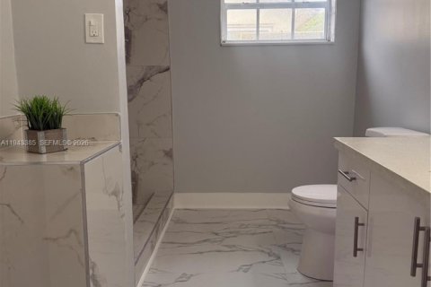 Casa en venta en Homestead, Florida, 4 dormitorios, 134.62 m2 № 2001928 - foto 8