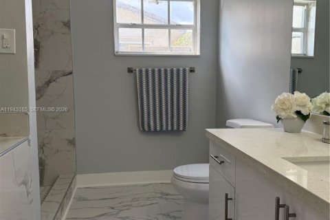 House in Homestead, Florida 4 bedrooms, 134.62 sq.m. № 2001928 - photo 9