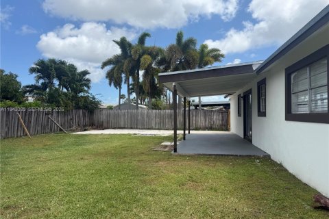Villa ou maison à vendre à Homestead, Floride: 4 chambres, 134.62 m2 № 2001928 - photo 19