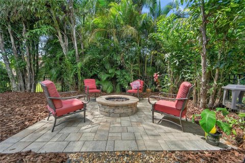 Casa en venta en Apollo Beach, Florida, 5 dormitorios, 260.5 m2 № 1902501 - foto 15