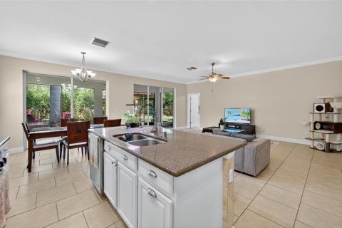 Casa en venta en Apollo Beach, Florida, 5 dormitorios, 260.5 m2 № 1902501 - foto 25