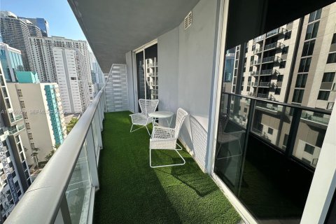 Condominio en alquiler en Miami, Florida, 2 dormitorios, 95.04 m2 № 2029268 - foto 7