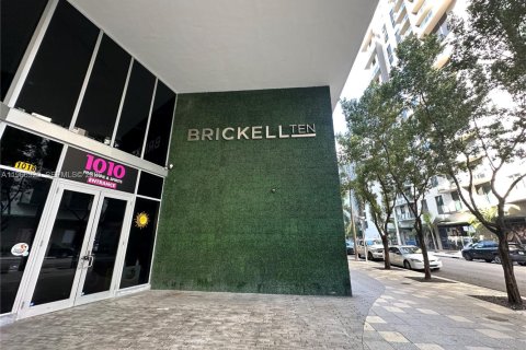 Condominio en alquiler en Miami, Florida, 2 dormitorios, 95.04 m2 № 2029268 - foto 14