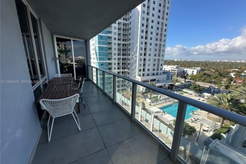 Condominio en alquiler en Miami, Florida, 2 dormitorios, 95.04 m2 № 2029268 - foto 6