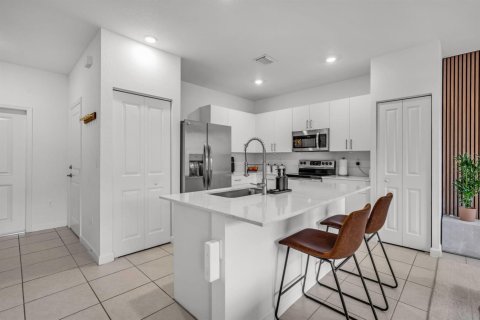Townhouse in Coral Springs, Florida 3 bedrooms, 136.1 sq.m. № 2147134 - photo 14