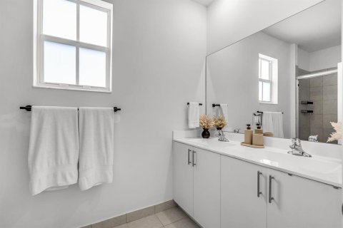 Townhouse in Coral Springs, Florida 3 bedrooms, 136.1 sq.m. № 2147134 - photo 25