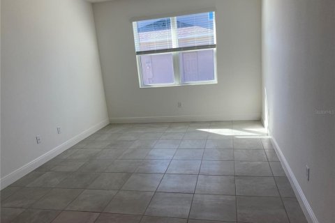 Villa ou maison à louer à Mount Dora, Floride: 4 chambres, 194.54 m2 № 2106101 - photo 14