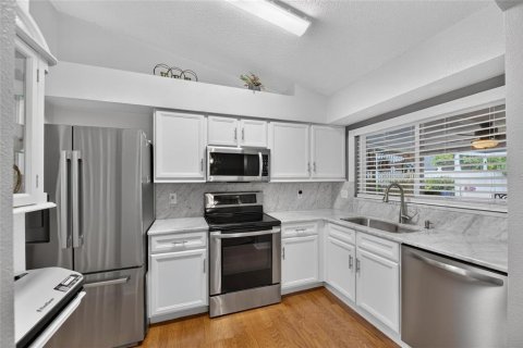 Villa ou maison à vendre à Riverview, Floride: 3 chambres, 108.79 m2 № 2395692 - photo 15