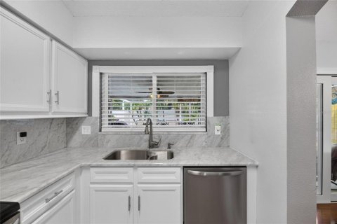 Villa ou maison à vendre à Riverview, Floride: 3 chambres, 108.79 m2 № 2395692 - photo 20