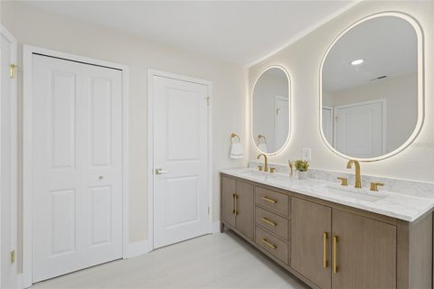 Villa ou maison à vendre à Orlando, Floride: 6 chambres, 256.5 m2 № 2415591 - photo 30