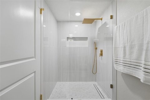 Villa ou maison à vendre à Orlando, Floride: 6 chambres, 256.5 m2 № 2415591 - photo 21