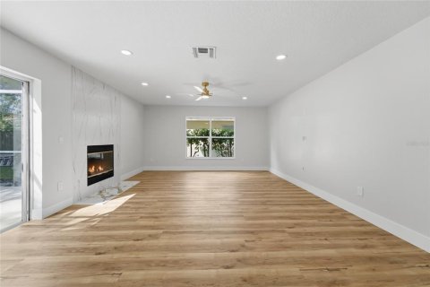 Villa ou maison à vendre à Orlando, Floride: 6 chambres, 256.5 m2 № 2415591 - photo 17