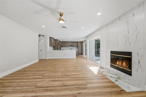 Villa ou maison à vendre à Orlando, Floride: 6 chambres, 256.5 m2 № 2415591 - photo 19