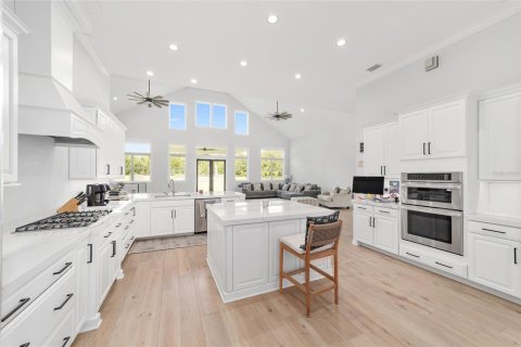 Купить виллу или дом в Алачуа, Флорида 5 комнат, 440.54м2, № 2231302 - фото 6