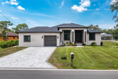 Villa ou maison à North Port, Floride 4 chambres, 204.38 m2 № 2098184