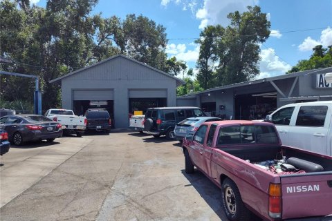 Propiedad comercial en venta en Seffner, Florida, 777.87 m2 № 1901171 - foto 3