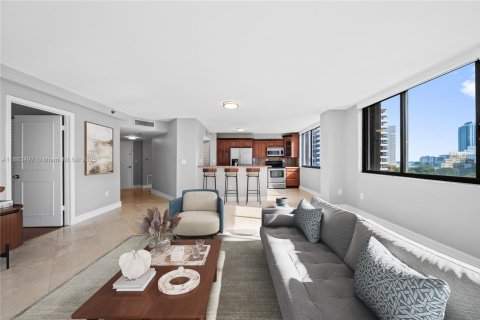 Купить кондоминиум в Майами, Флорида 2 спальни, 111.48м2, № 1957670 - фото 10