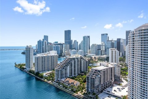 Купить кондоминиум в Майами, Флорида 2 спальни, 111.48м2, № 1957670 - фото 24