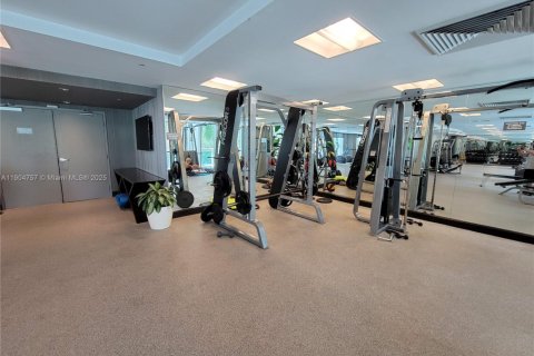 Condominio en alquiler en Miami, Florida, 1 dormitorio, 59.36 m2 № 1956513 - foto 16