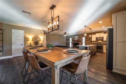 Casa en venta en Crystal River, Florida, 3 dormitorios, 204.01 m2 № 1562985 - foto 2
