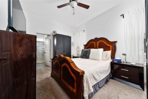 House in Kissimmee, Florida 4 bedrooms, 123.1 sq.m. № 1877467 - photo 10