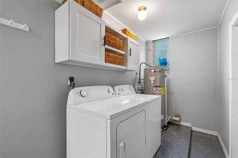 Casa en venta en Winter Park, Florida, 3 dormitorios, 146.14 m2 № 1898712 - foto 15