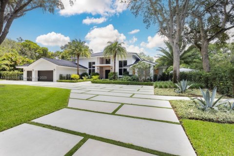 Купить виллу или дом в Пайнкрест, Флорида 5 спален, 438.41м2, № 1924561 - фото 2