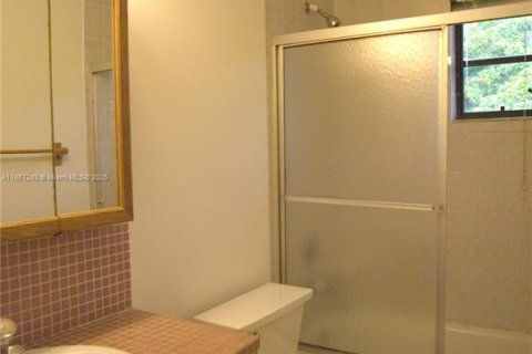 Купить виллу или дом в Хомстед, Флорида 2 спальни, 82.59м2, № 2037889 - фото 10