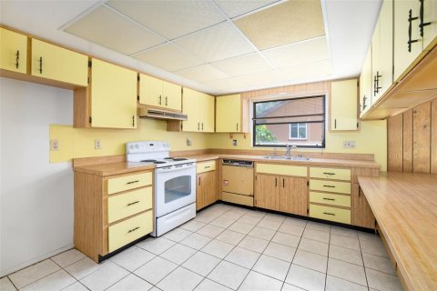 Villa ou maison à vendre à Sarasota, Floride: 3 chambres, 180.6 m2 № 2428906 - photo 12