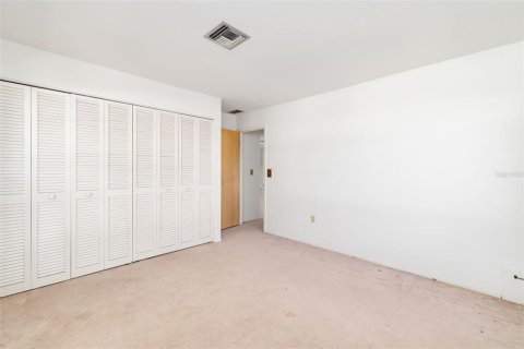 Villa ou maison à vendre à Sarasota, Floride: 3 chambres, 180.6 m2 № 2428906 - photo 8