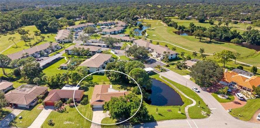 Villa ou maison à Sarasota, Floride 3 chambres, 180.6 m2 № 2428906