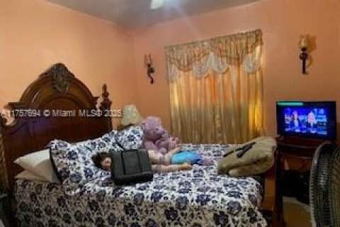 House in Miami, Florida 2 bedrooms, 94.76 sq.m. № 1727018 - photo 10