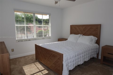 Adosado en alquiler en West Palm Beach, Florida, 3 dormitorios, 171.13 m2 № 2088539 - foto 12