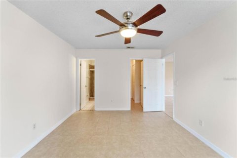 Touwnhouse à louer à Winter Springs, Floride: 3 chambres, 100.15 m2 № 2400460 - photo 15