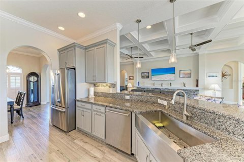 House in Port Charlotte, Florida 4 bedrooms, 237.55 sq.m. № 1572065 - photo 20